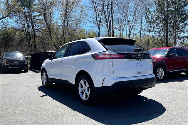 2022 Ford Edge SE - Photo 6