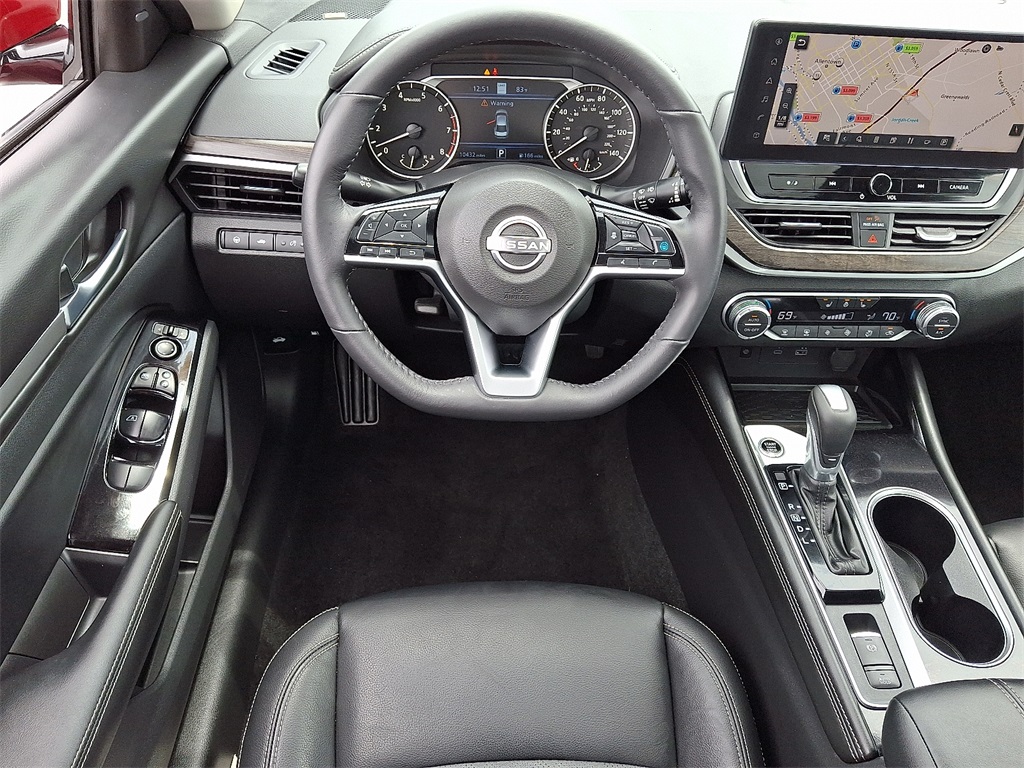 2024 Nissan Altima 2.5 SL - Photo 12