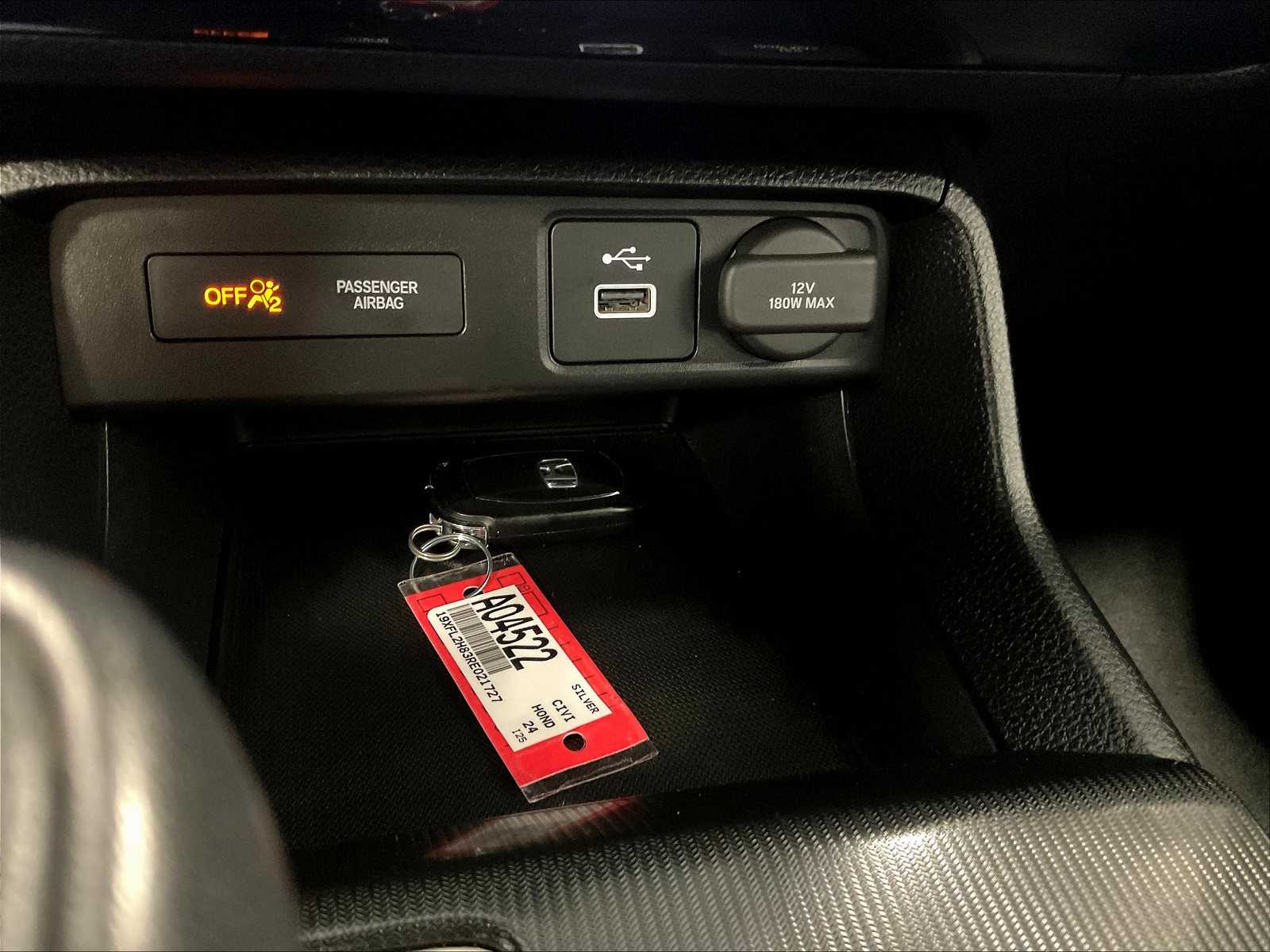 2024 Honda Civic Hatchback Sport - Photo 26