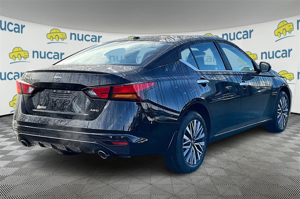 2025 Nissan Altima 2.5 SV - Photo 7