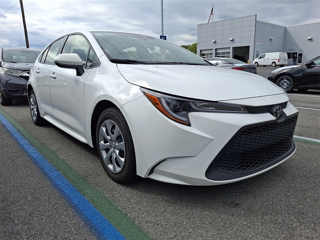 2022 Toyota Corolla LE