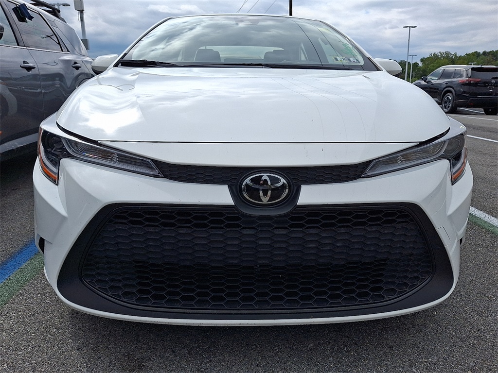 2022 Toyota Corolla LE - Photo 2