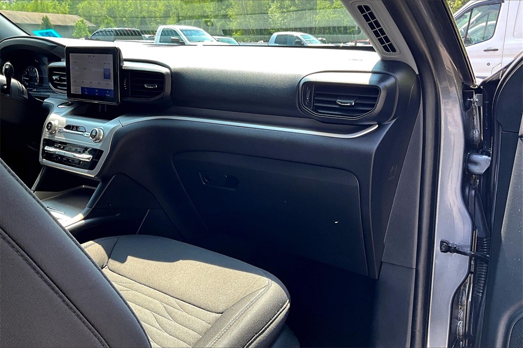 2021 Ford Explorer XLT - Photo 13