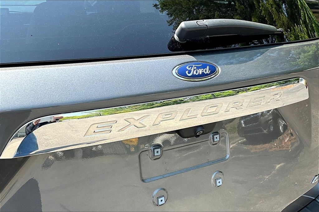 2021 Ford Explorer XLT - Photo 28