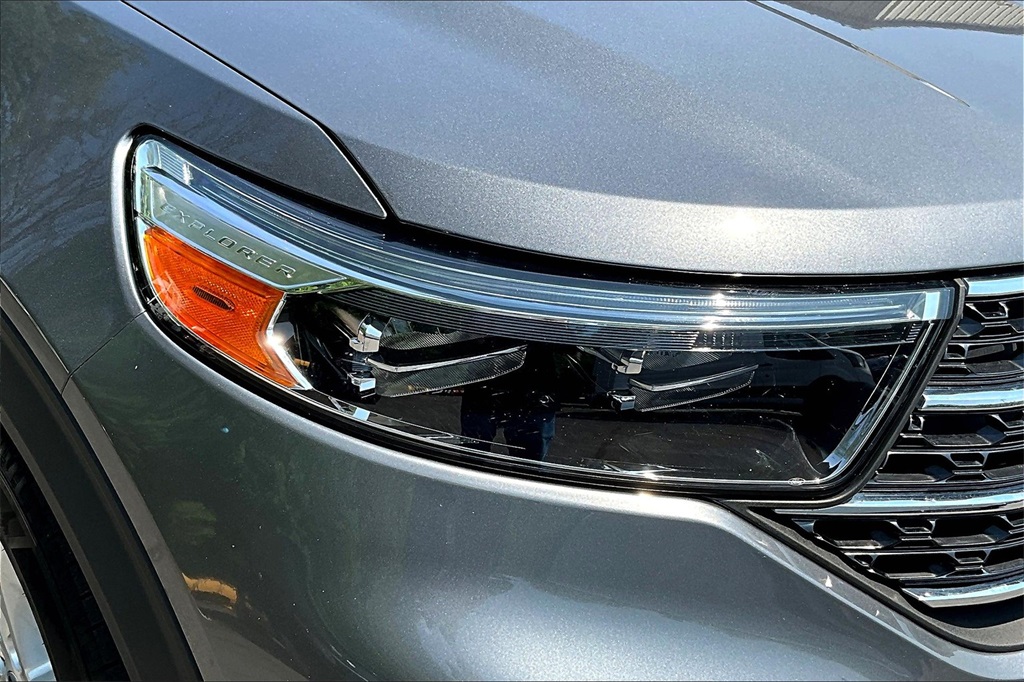 2021 Ford Explorer XLT - Photo 32
