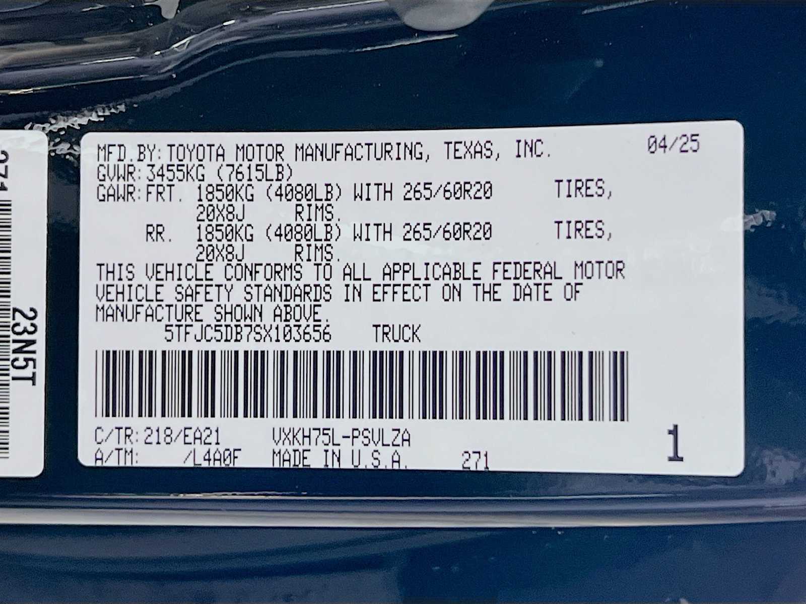 2025 Toyota Tundra Limited Hybrid - Photo 20