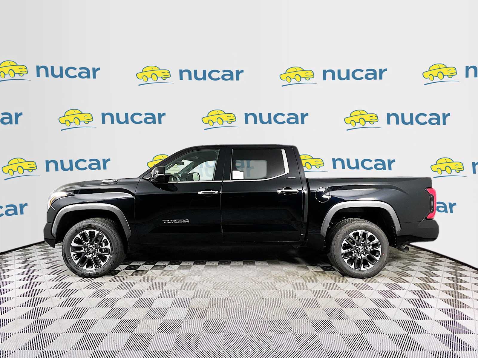 2025 Toyota Tundra Limited Hybrid - Photo 3