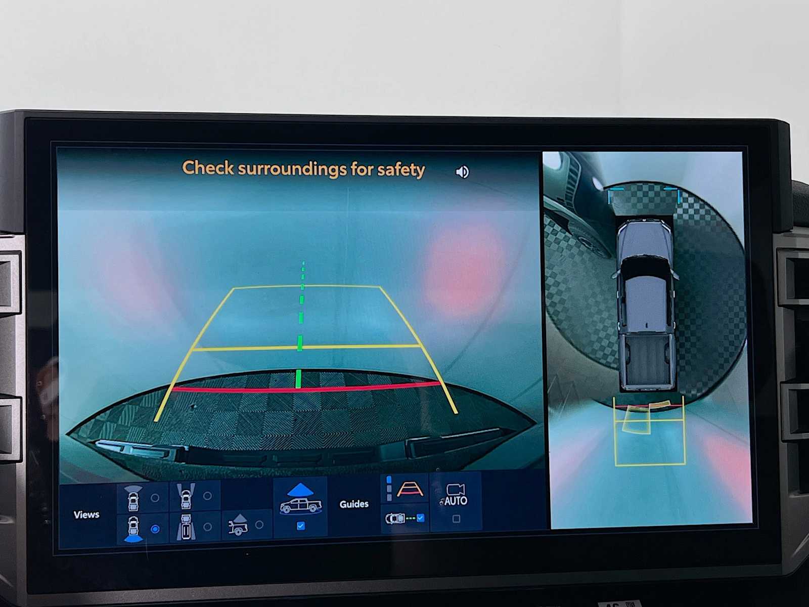 2025 Toyota Tundra Limited Hybrid - Photo 9