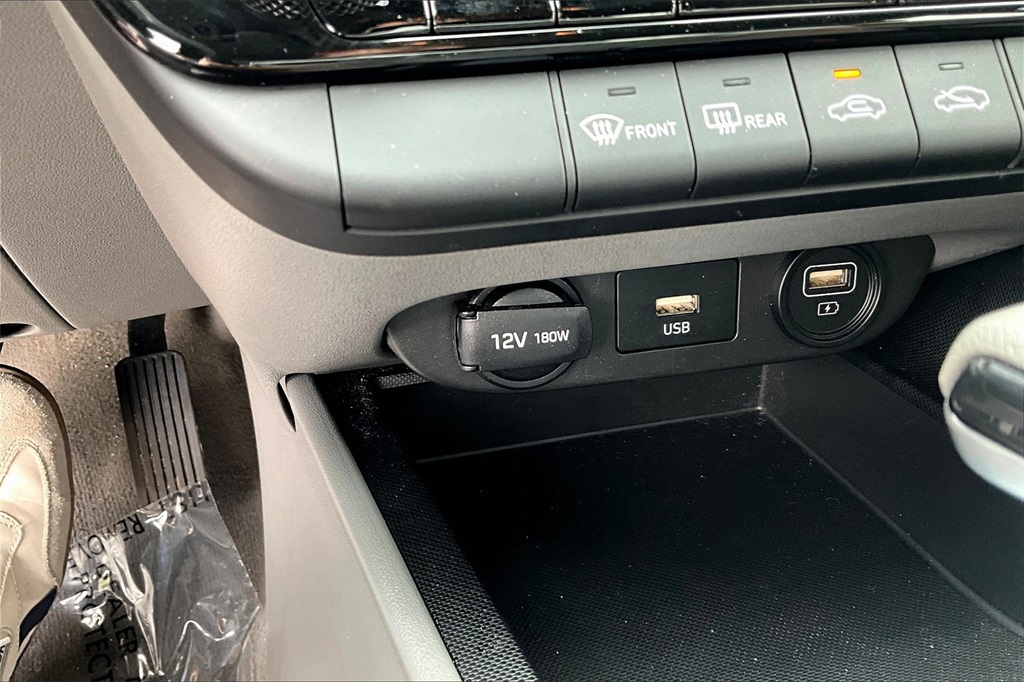 2022 Hyundai Elantra SEL - Photo 26