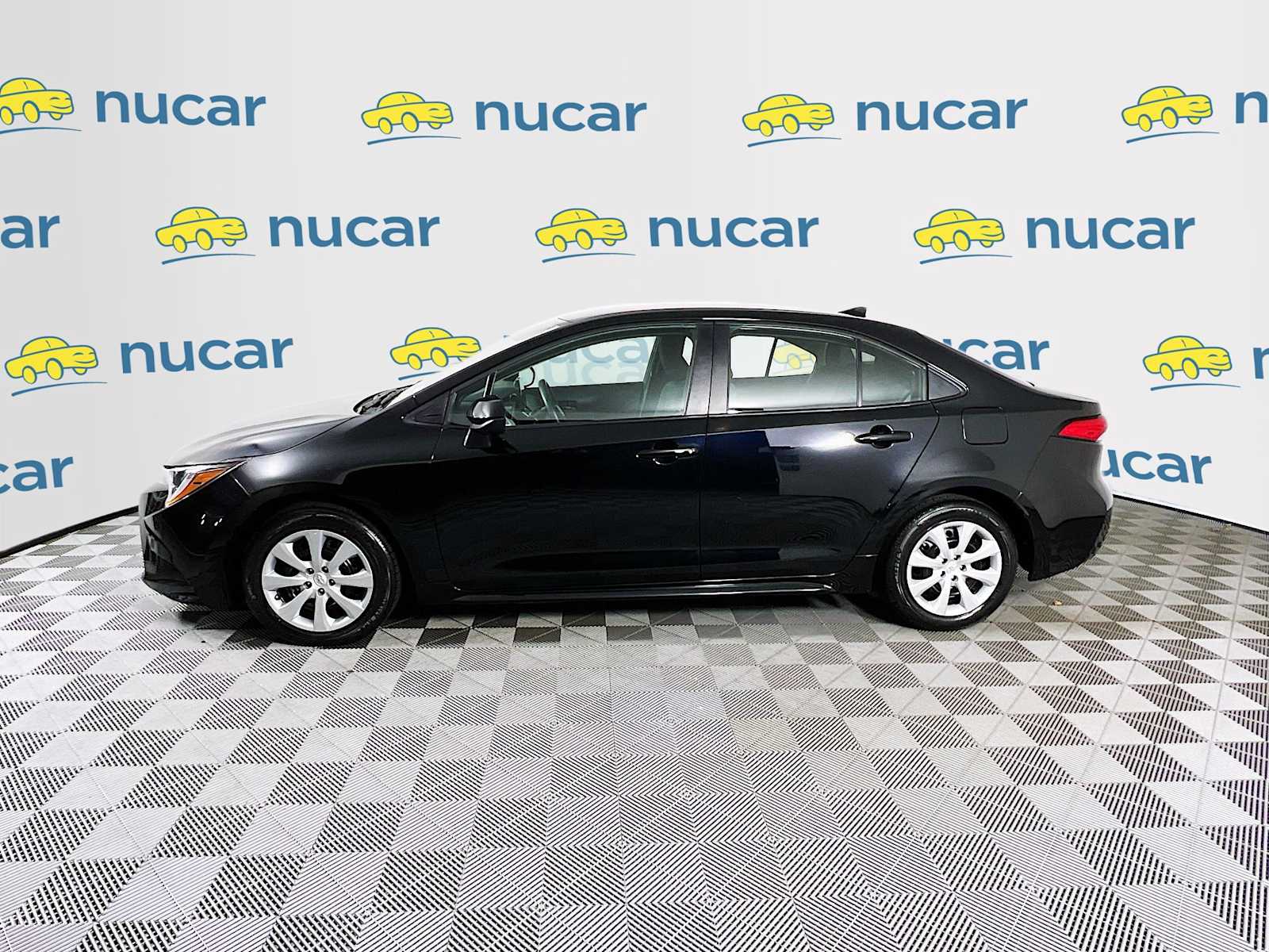 2024 Toyota Corolla LE - Photo 4