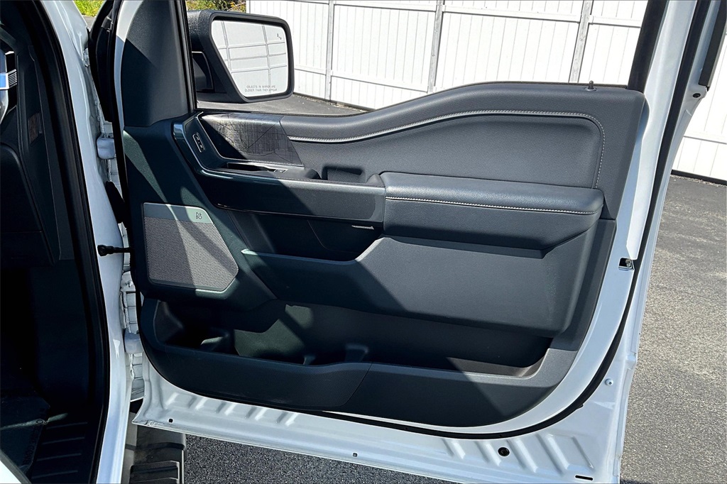 2022 Ford F-150 XLT - Photo 12