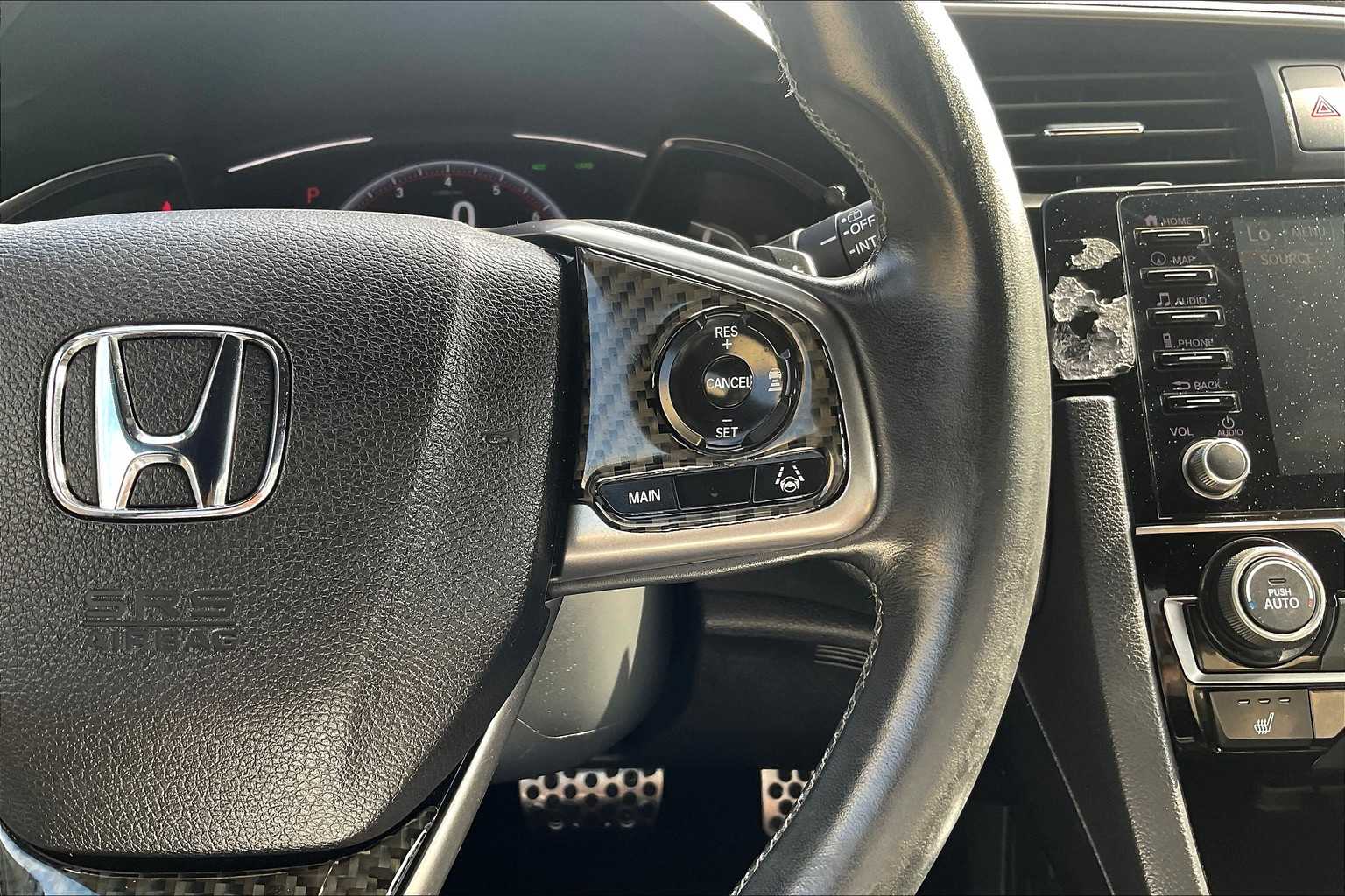 2020 Honda Civic Hatchback Sport Touring - Photo 24
