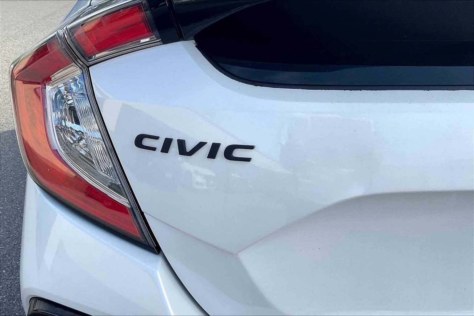 2020 Honda Civic Hatchback Sport Touring - Photo 29