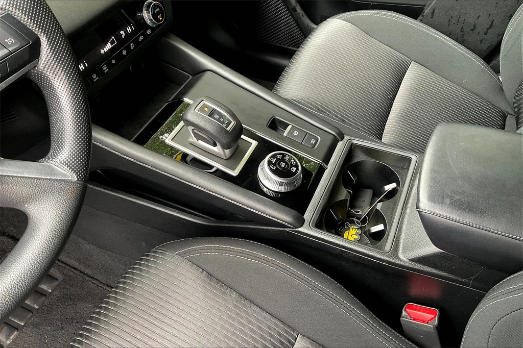 2022 Mitsubishi Outlander ES - Photo 21