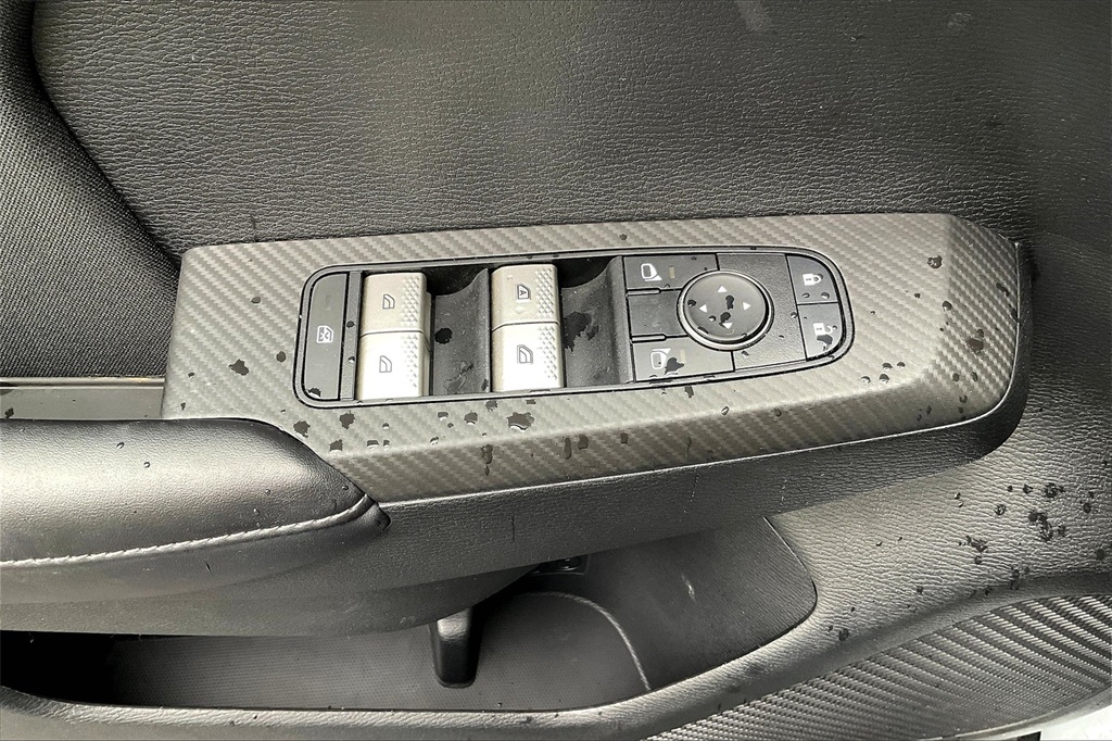 2022 Mitsubishi Outlander ES - Photo 29
