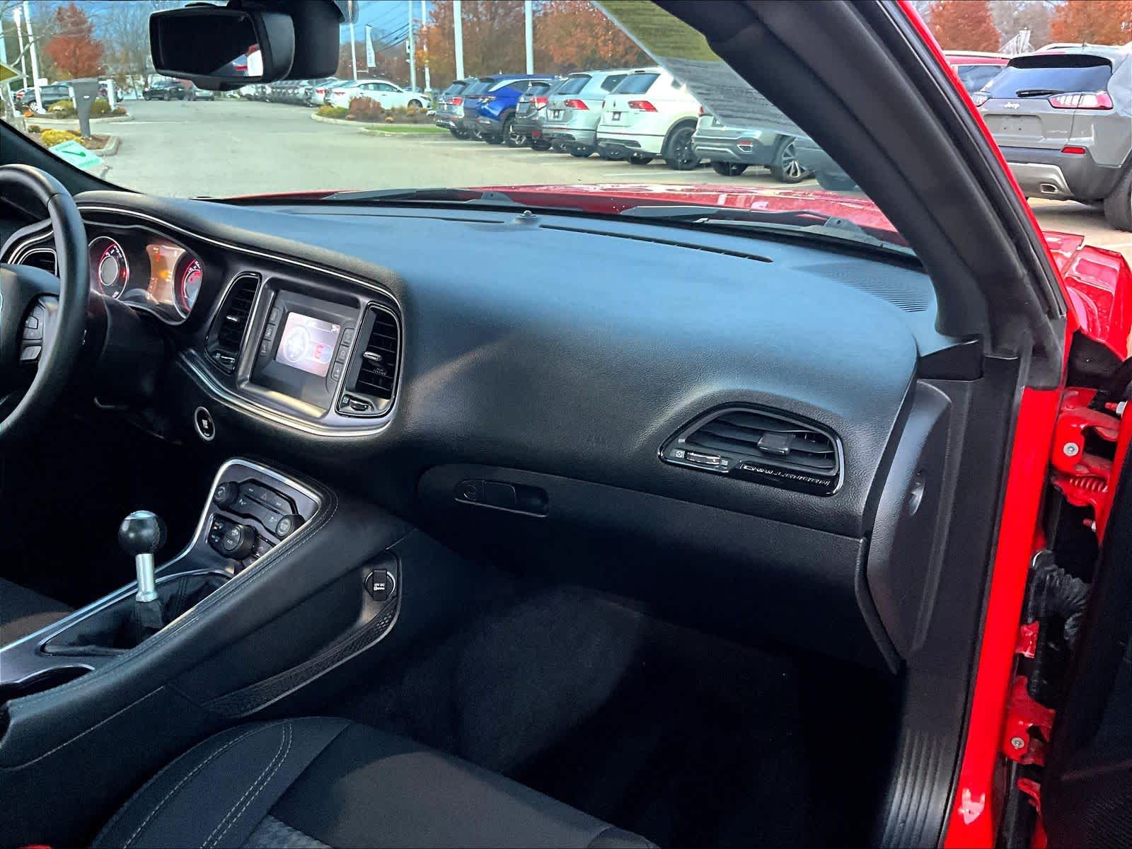 2015 Dodge Challenger R/T - Photo 13