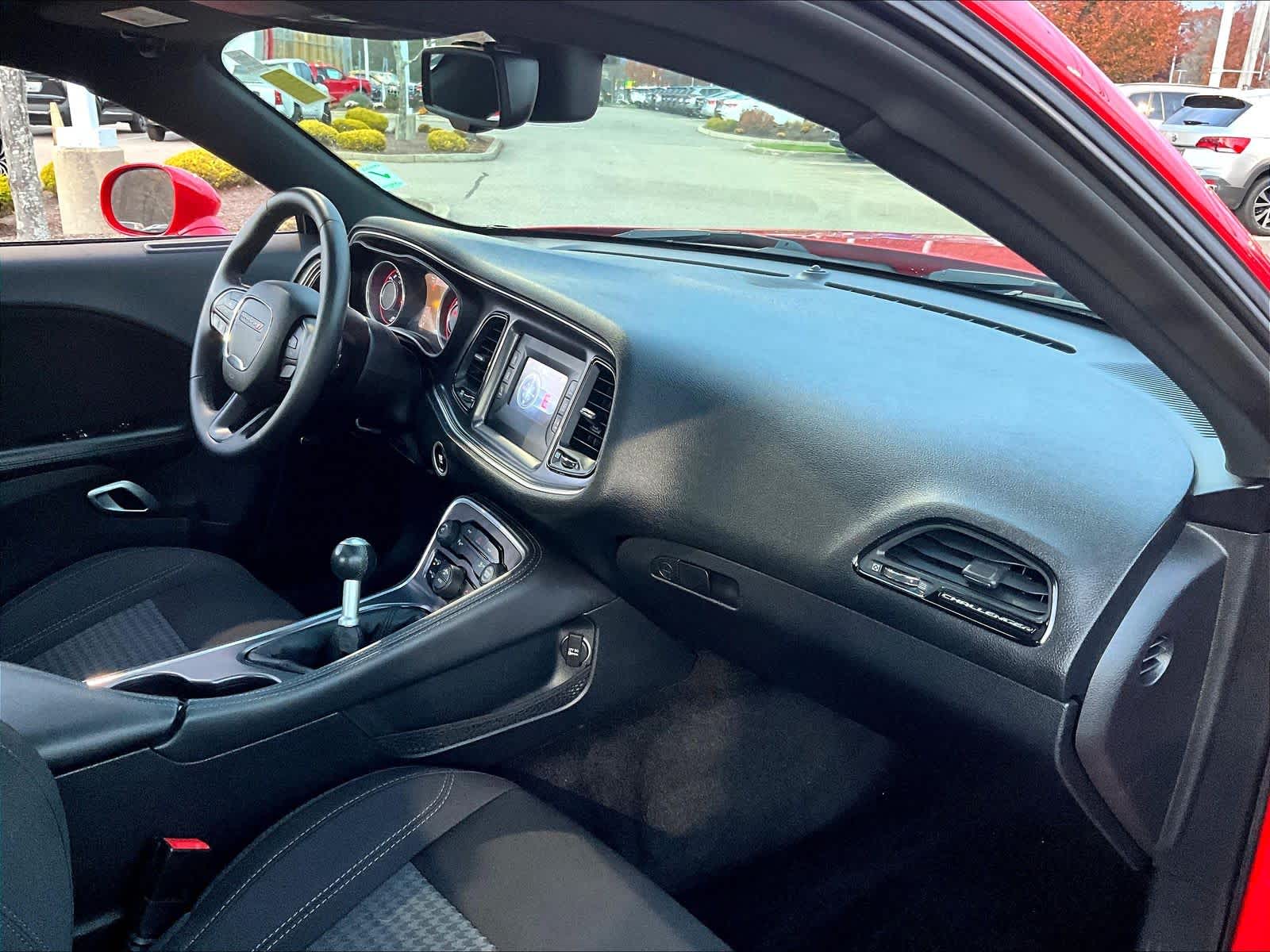 2015 Dodge Challenger R/T - Photo 14