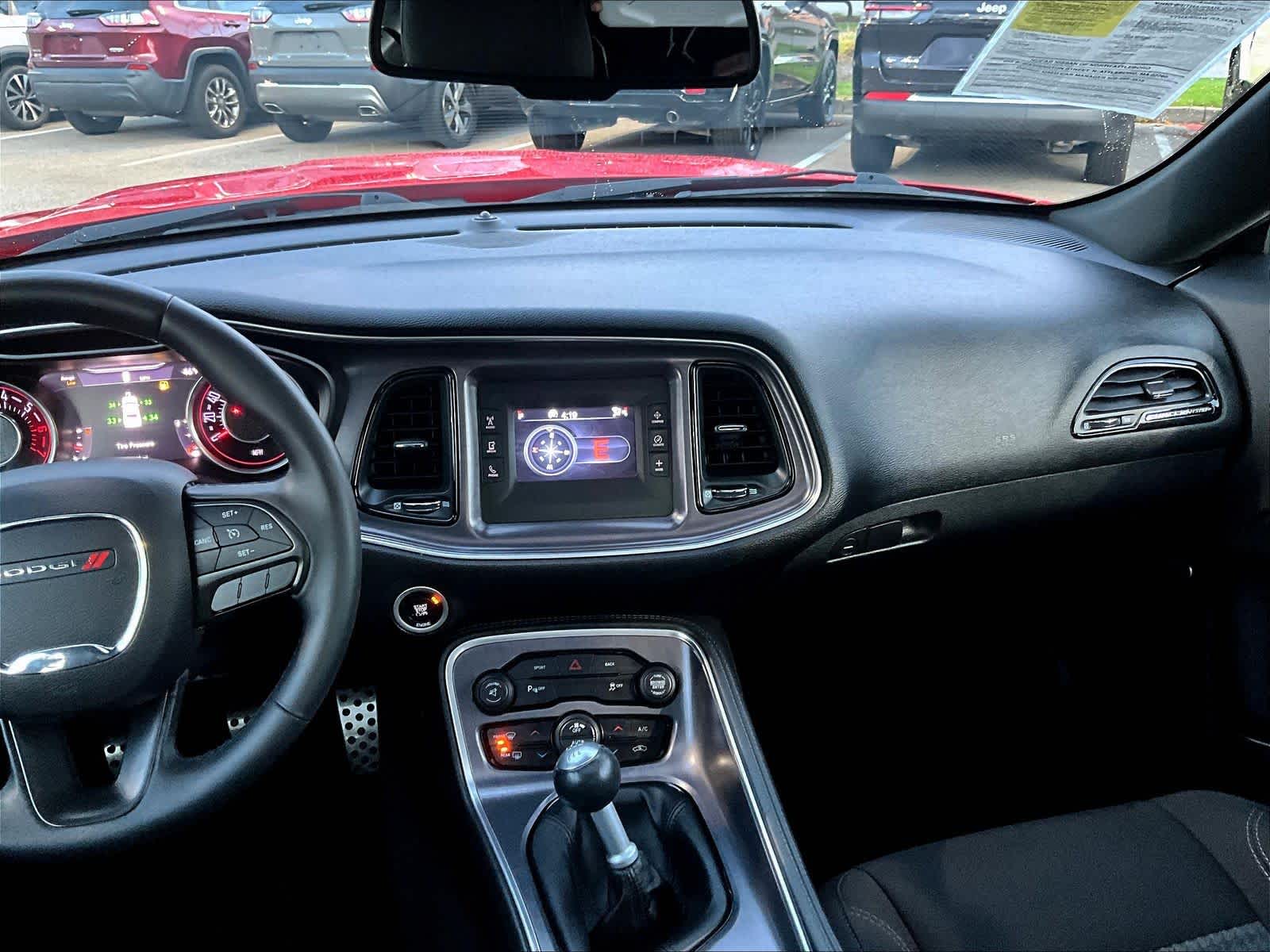 2015 Dodge Challenger R/T - Photo 18