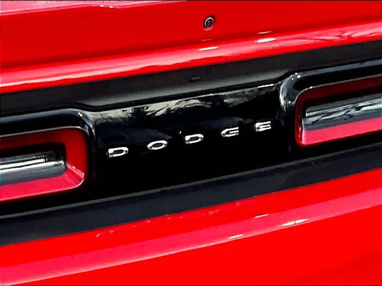 2015 Dodge Challenger R/T - Photo 27