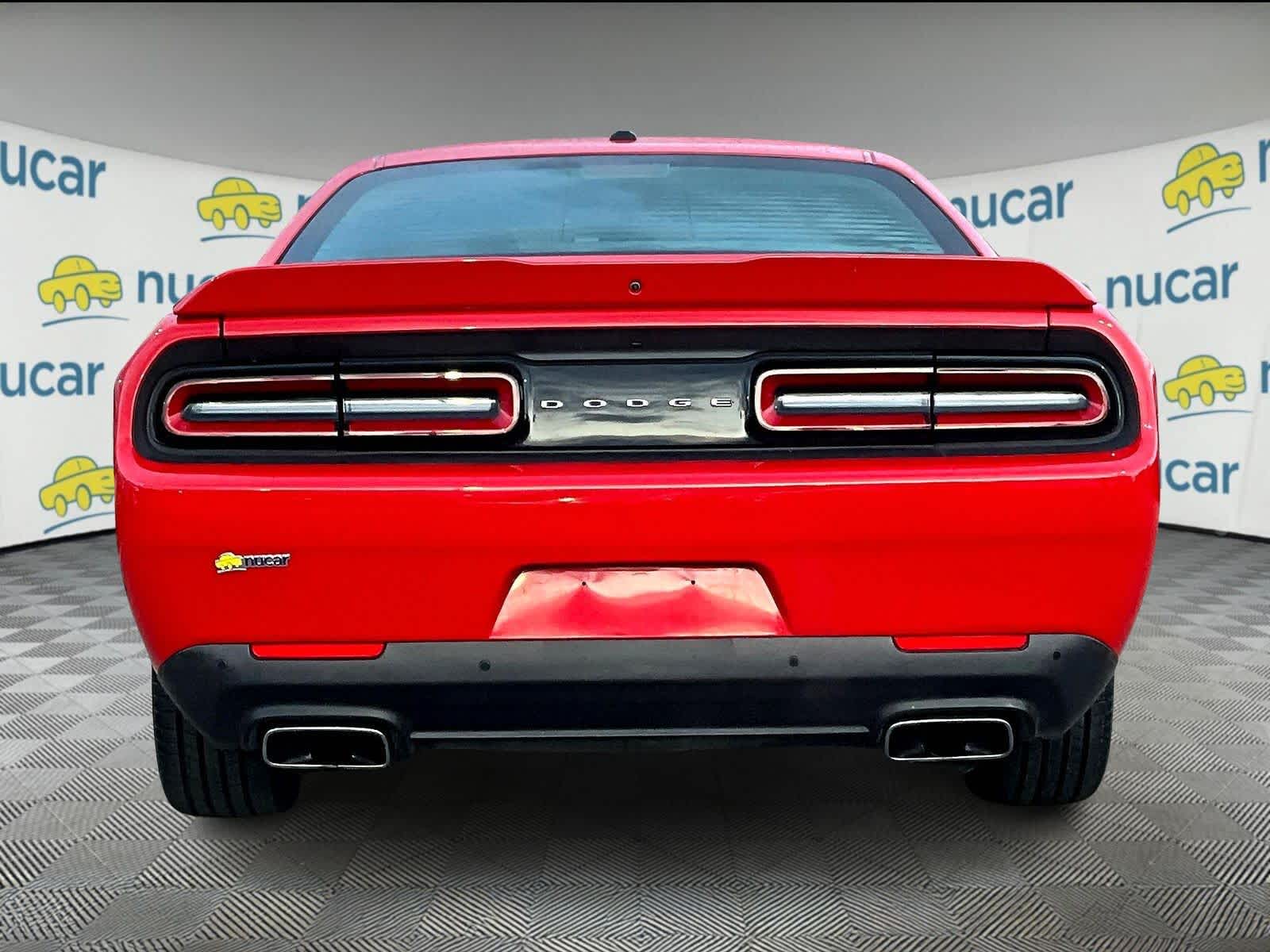 2015 Dodge Challenger R/T - Photo 5
