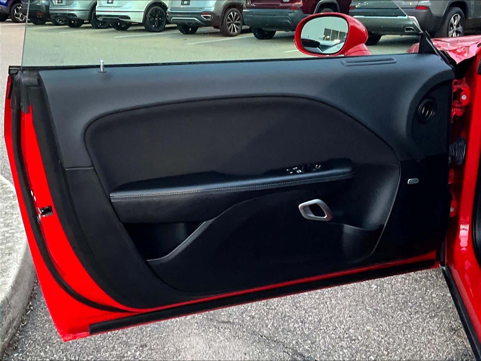 2015 Dodge Challenger R/T - Photo 9