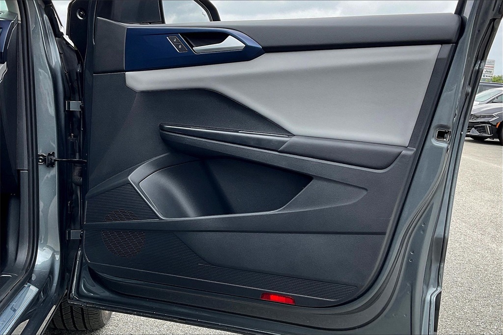 2022 Volkswagen Taos 1.5T SE - Photo 11