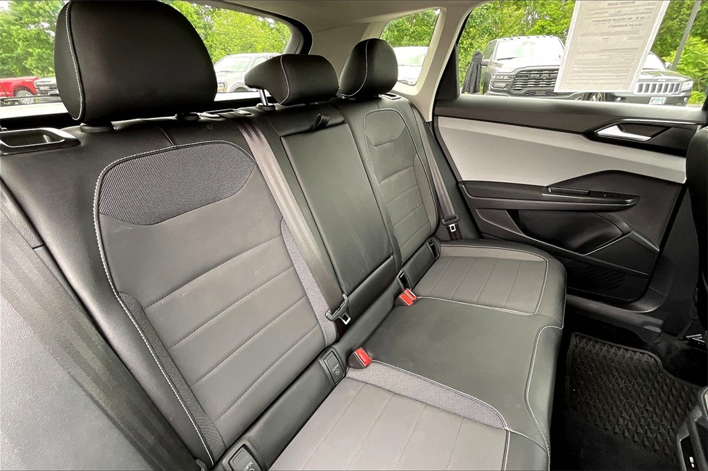2022 Volkswagen Taos 1.5T SE - Photo 15