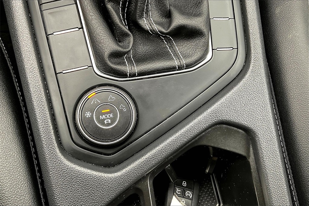 2022 Volkswagen Taos 1.5T SE - Photo 32