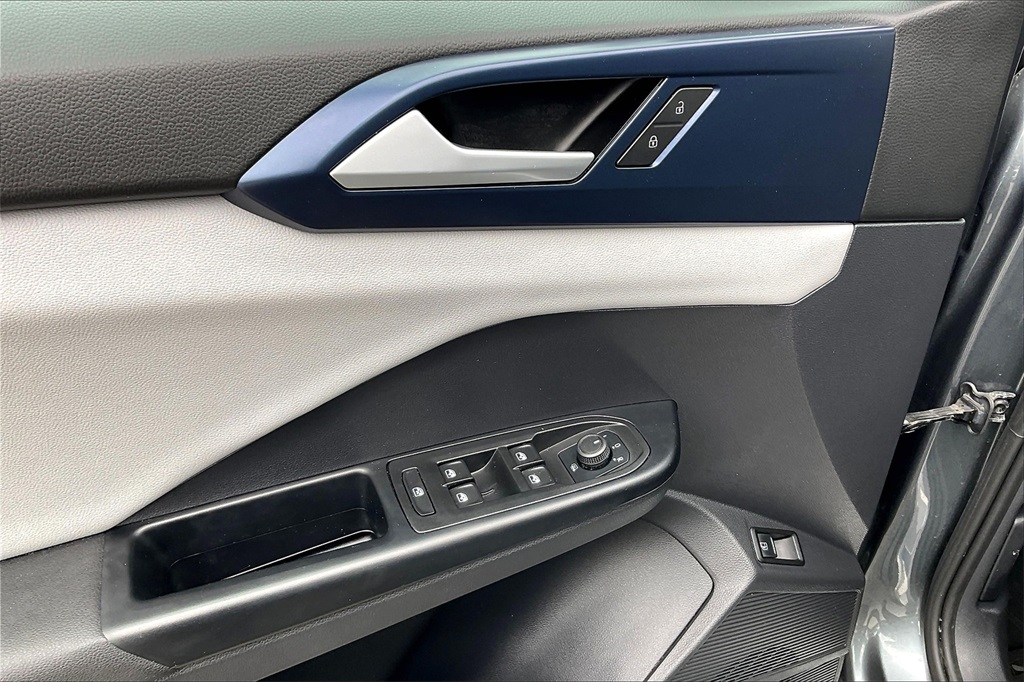 2022 Volkswagen Taos 1.5T SE - Photo 36