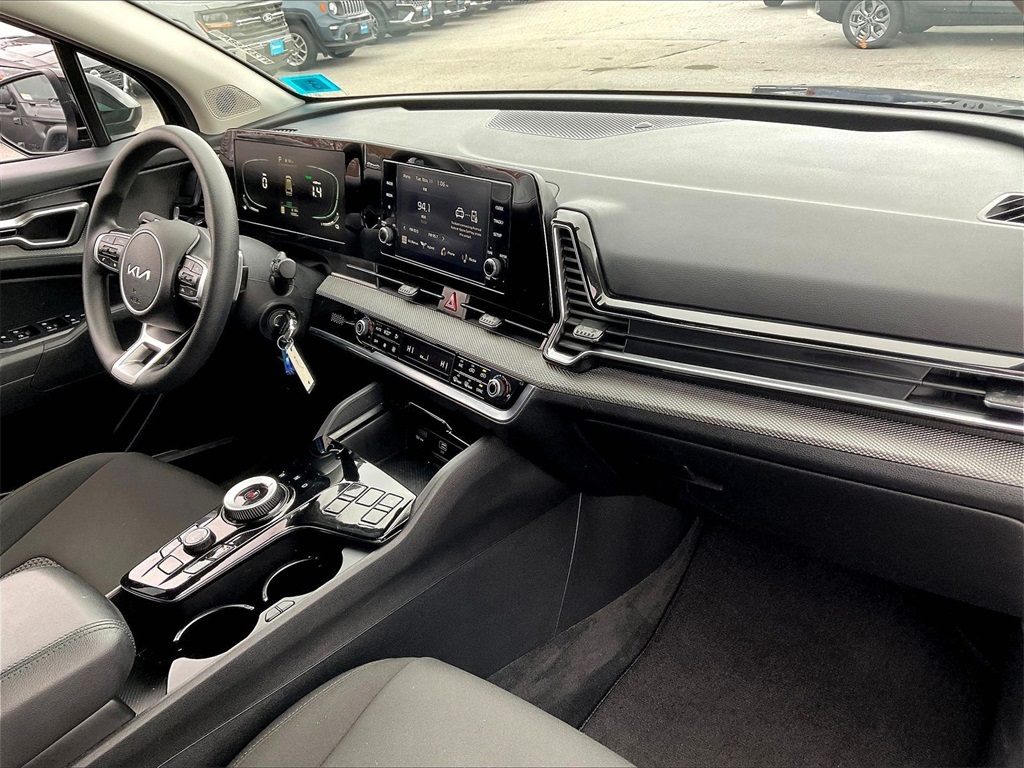 2023 Kia Sportage Hybrid LX - Photo 13