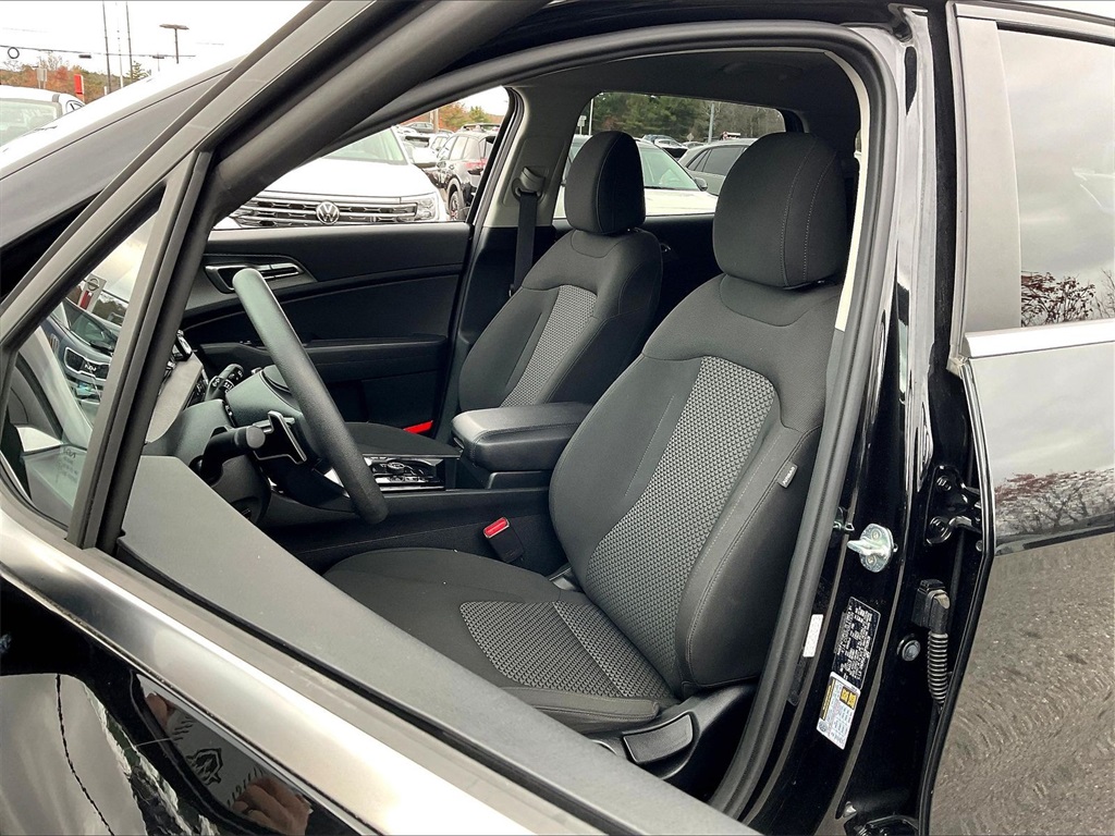 2023 Kia Sportage Hybrid LX - Photo 9