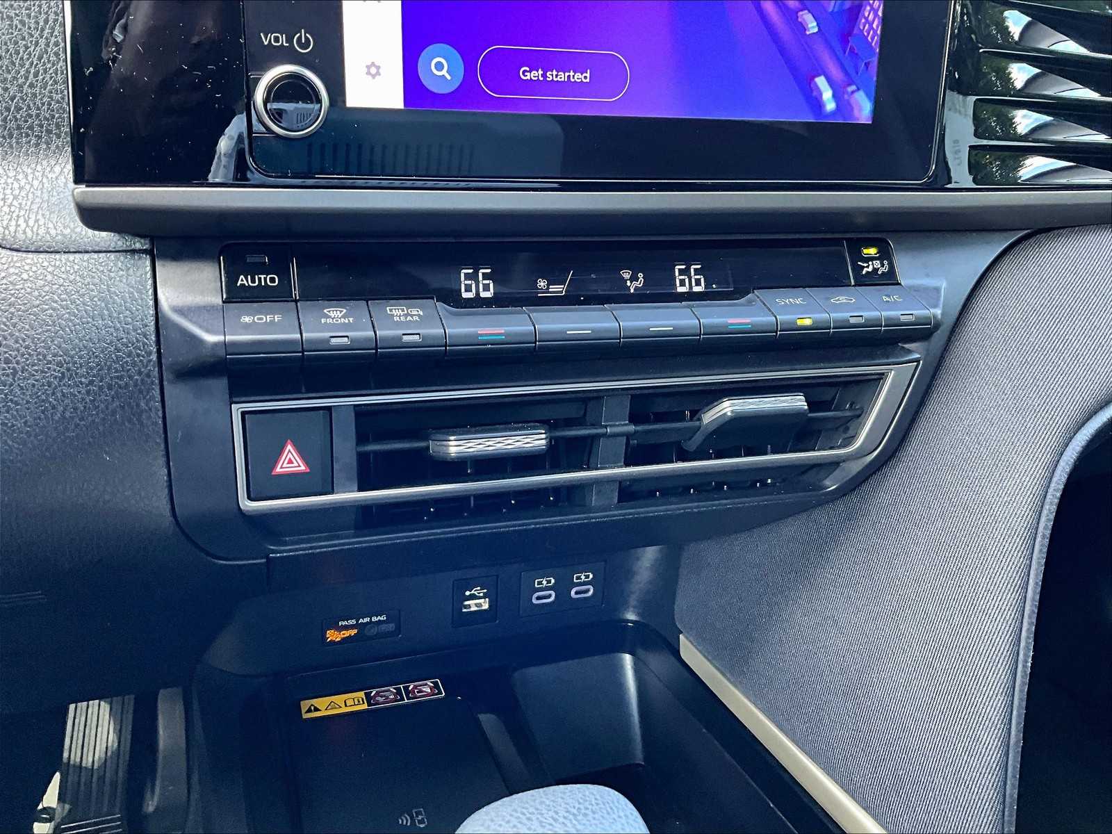 2025 Toyota Camry LE - Photo 26