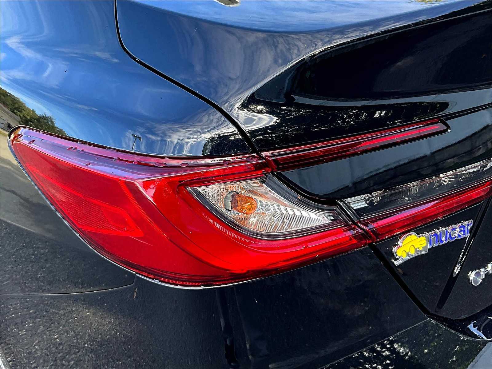 2025 Toyota Camry LE - Photo 34