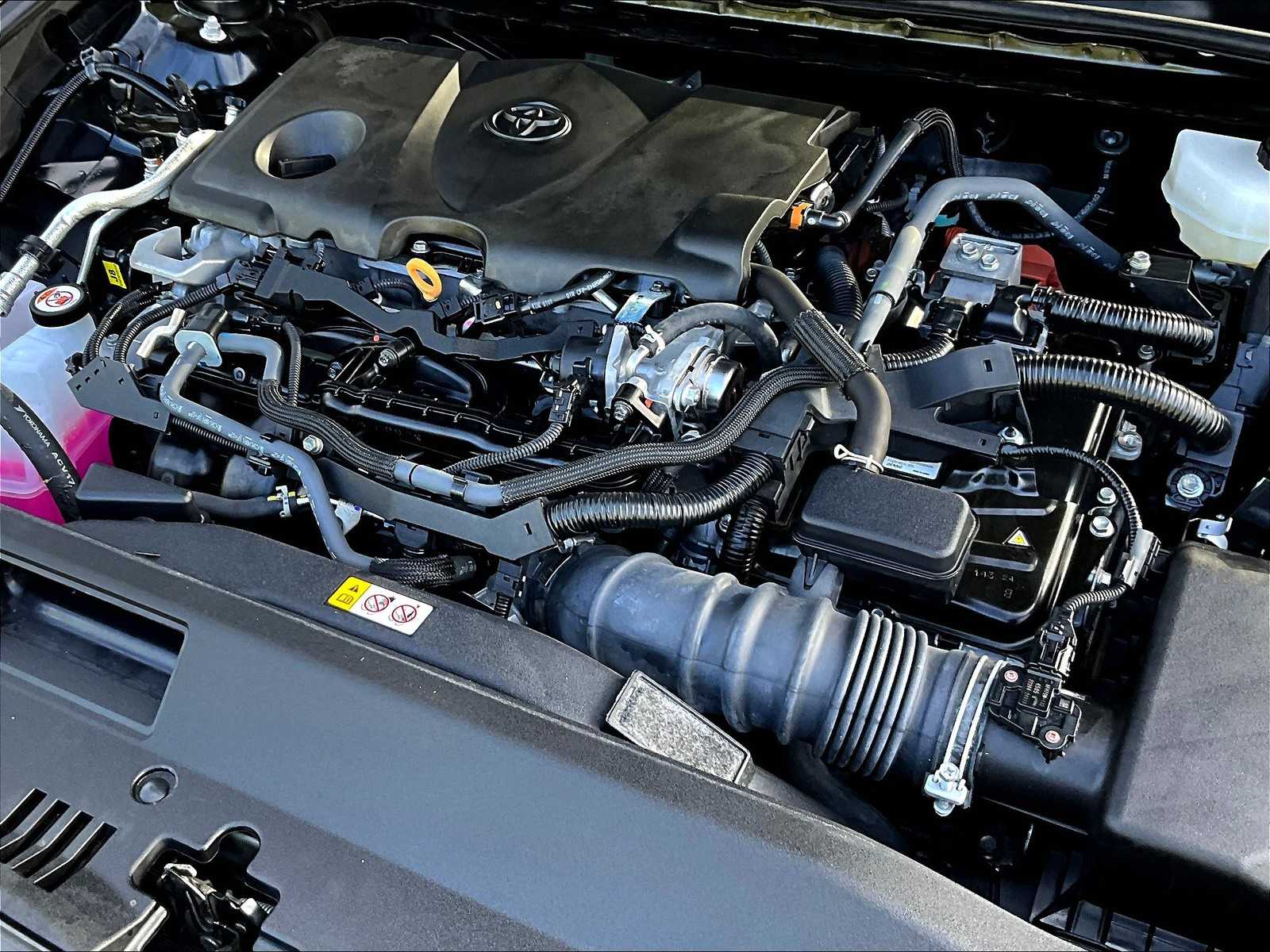 2025 Toyota Camry LE - Photo 35