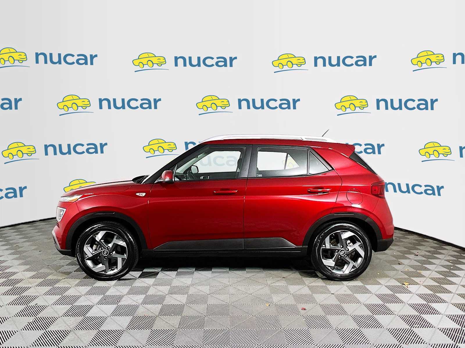 2023 Hyundai Venue SEL - Photo 4