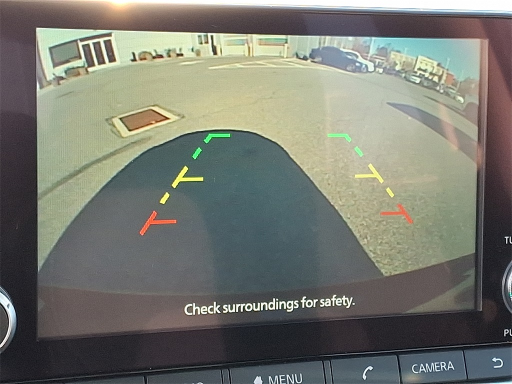 2025 Nissan Sentra SV - Photo 13