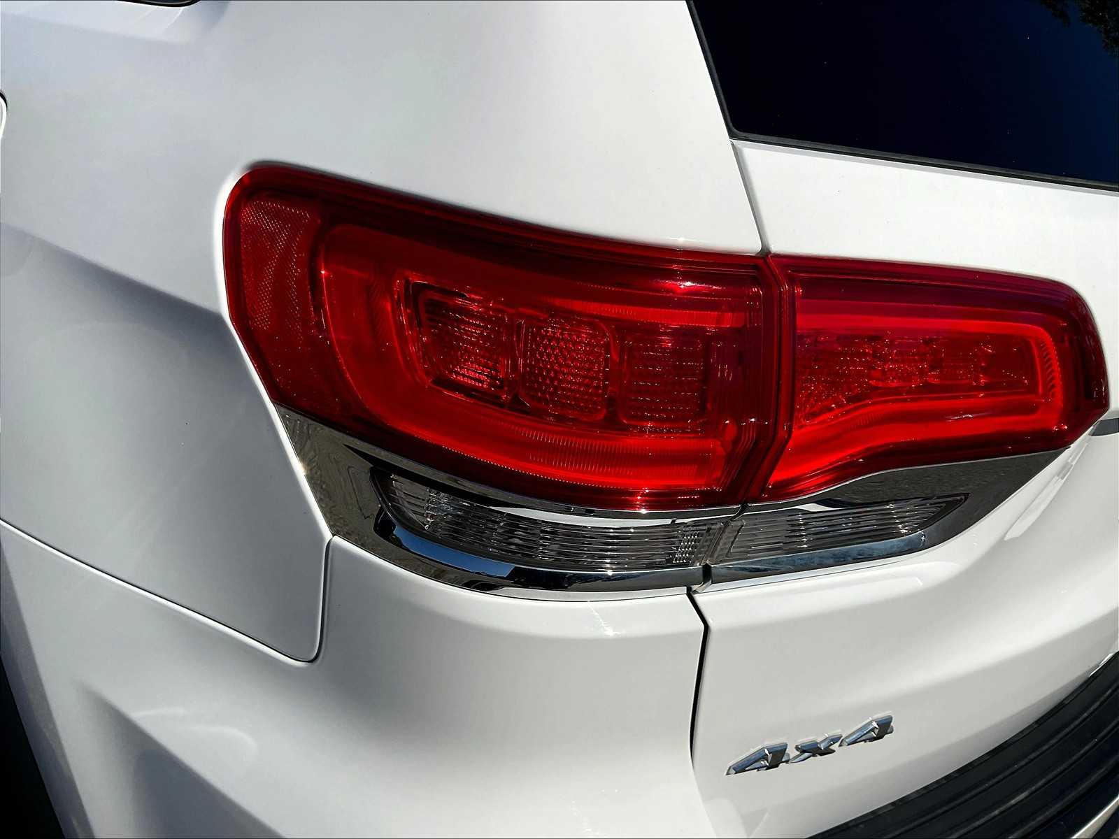 2018 Jeep Grand Cherokee Laredo E - Photo 32