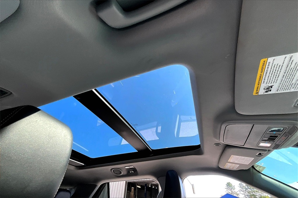 2022 Ford Explorer XLT - Photo 23