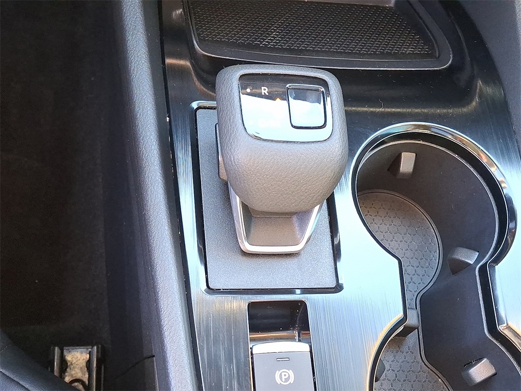 2023 Nissan Rogue SV - Photo 16