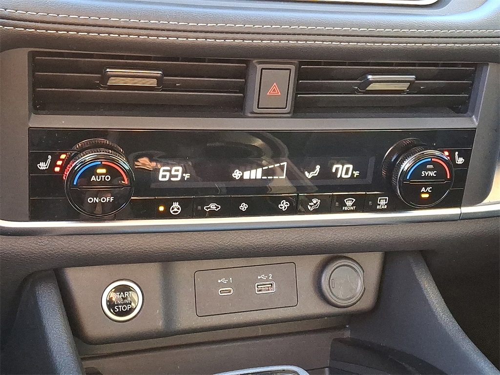 2023 Nissan Rogue SV - Photo 17