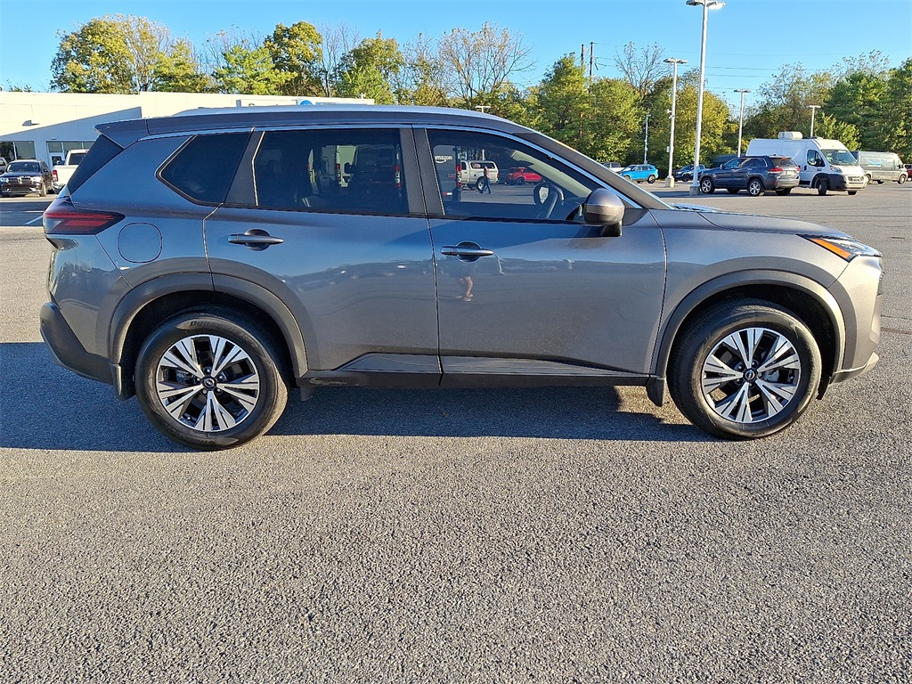 2023 Nissan Rogue SV - Photo 8