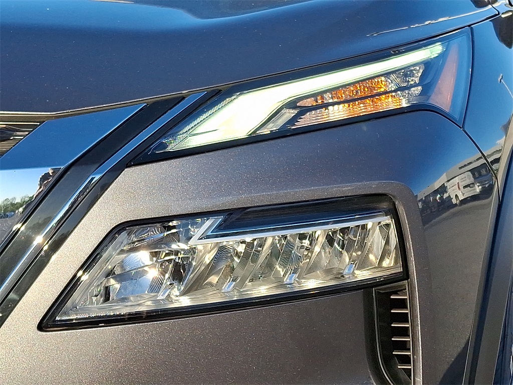 2023 Nissan Rogue SV - Photo 10