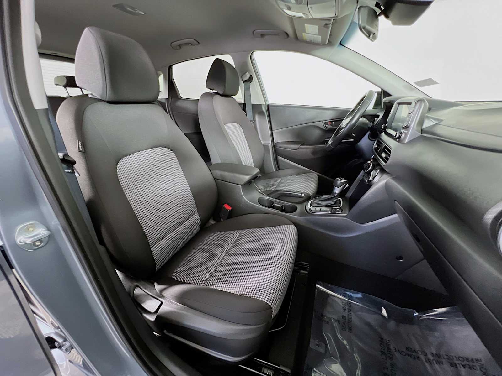 2020 Hyundai Kona SEL - Photo 13