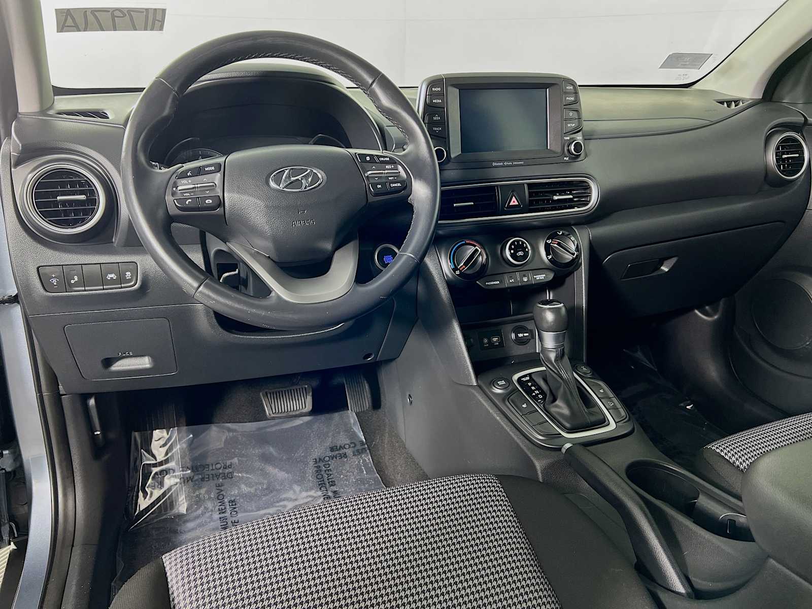 2020 Hyundai Kona SEL - Photo 5