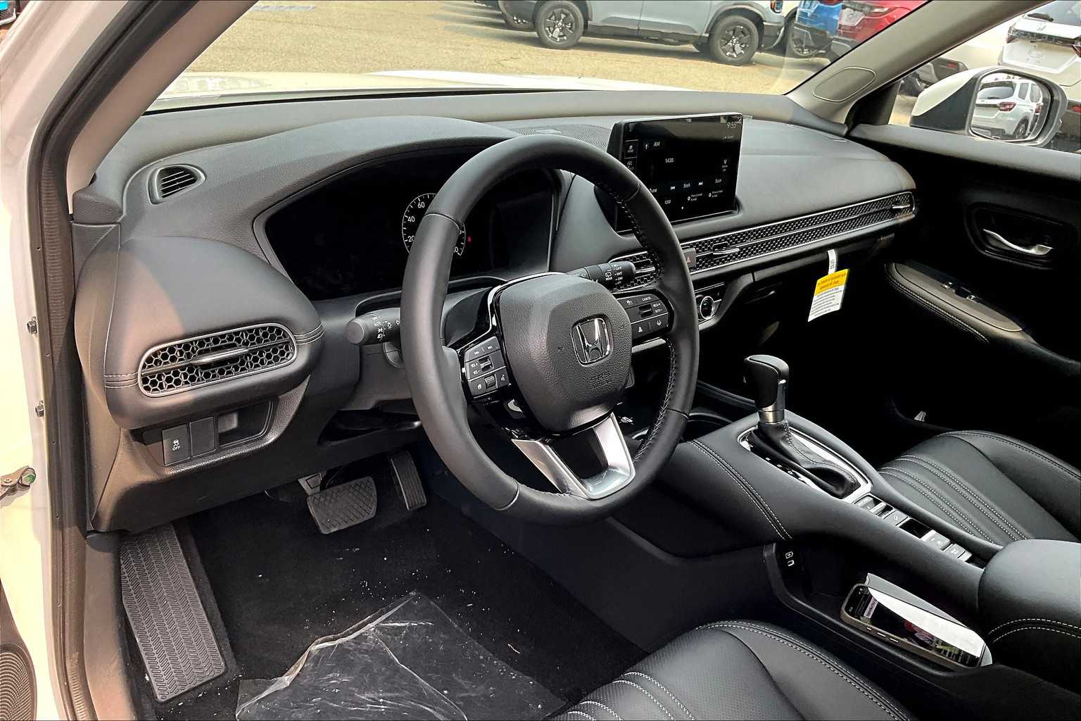 2026 Honda HR-V EX-L - Photo 9