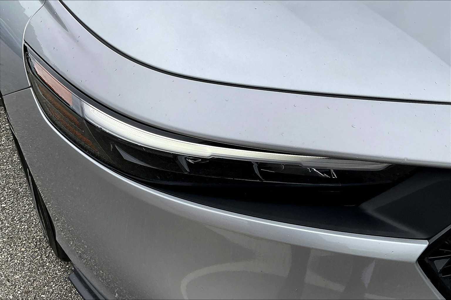 2024 Honda Accord Hybrid Sport - Photo 30