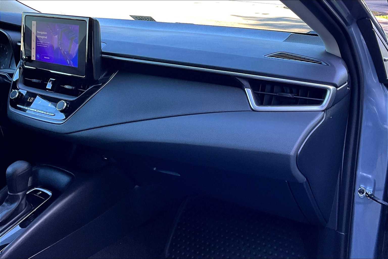 2024 Toyota Corolla LE - Photo 13
