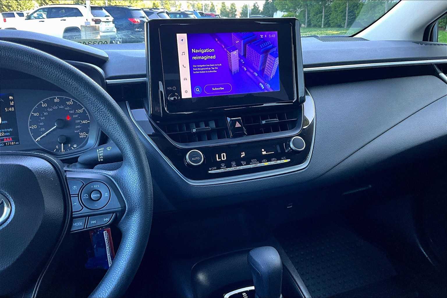 2024 Toyota Corolla LE - Photo 18