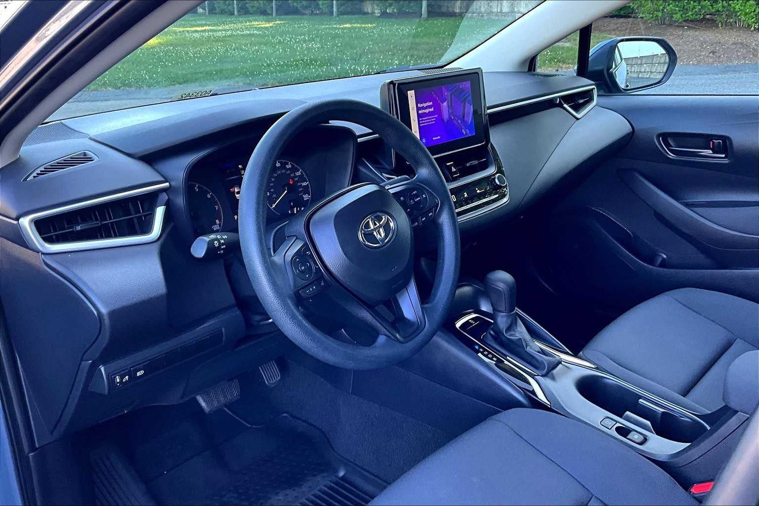 2024 Toyota Corolla LE - Photo 8