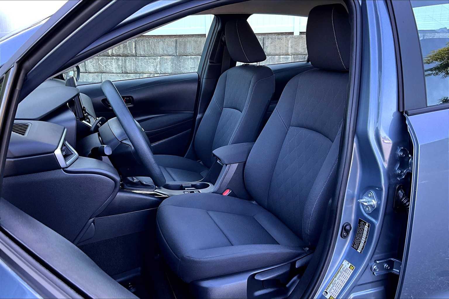 2024 Toyota Corolla LE - Photo 10
